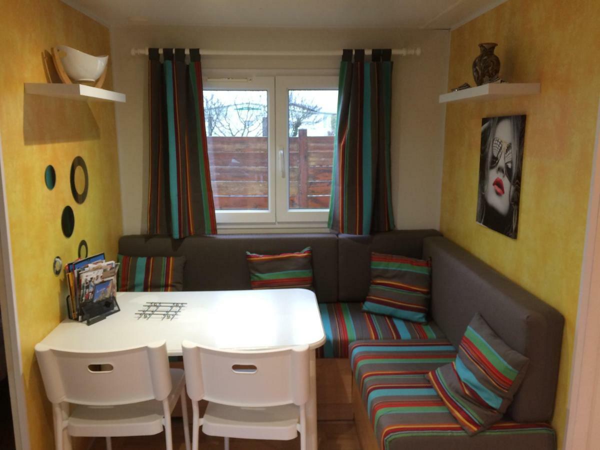 Mobile Home A Louannec Екстер'єр фото
